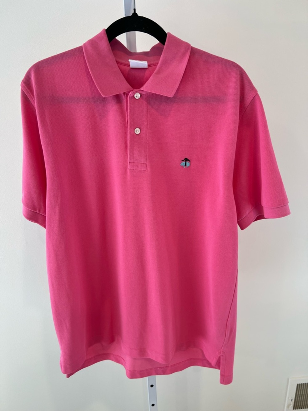 Brooks Brothers Pink Polo Shirt with Blue Embroidered Logo Mens Sz Medium
